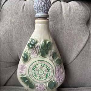 Elegant Floral Ceramic Vase with Green and Purple Accents